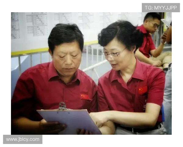 南京乒乓球队的训练节奏与比赛表现的深度分析与探讨 南京乒乓球队的训练节奏与比赛表现的深度分析与探讨